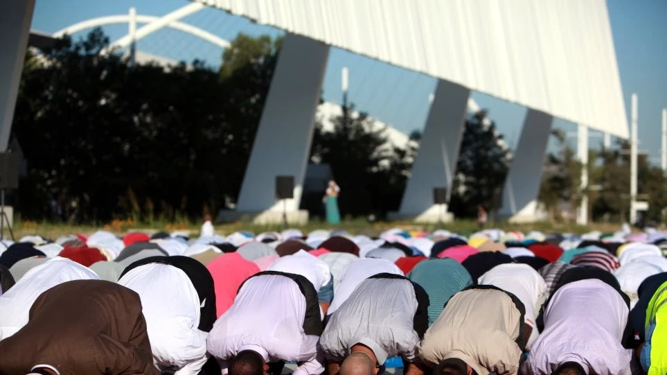 Άλλη μια κίνηση ντροπής – Δίνουν δωρεάν ΣΕΦ και ΟΑΚΑ για τον εορτασμό του Ραμαζανίου